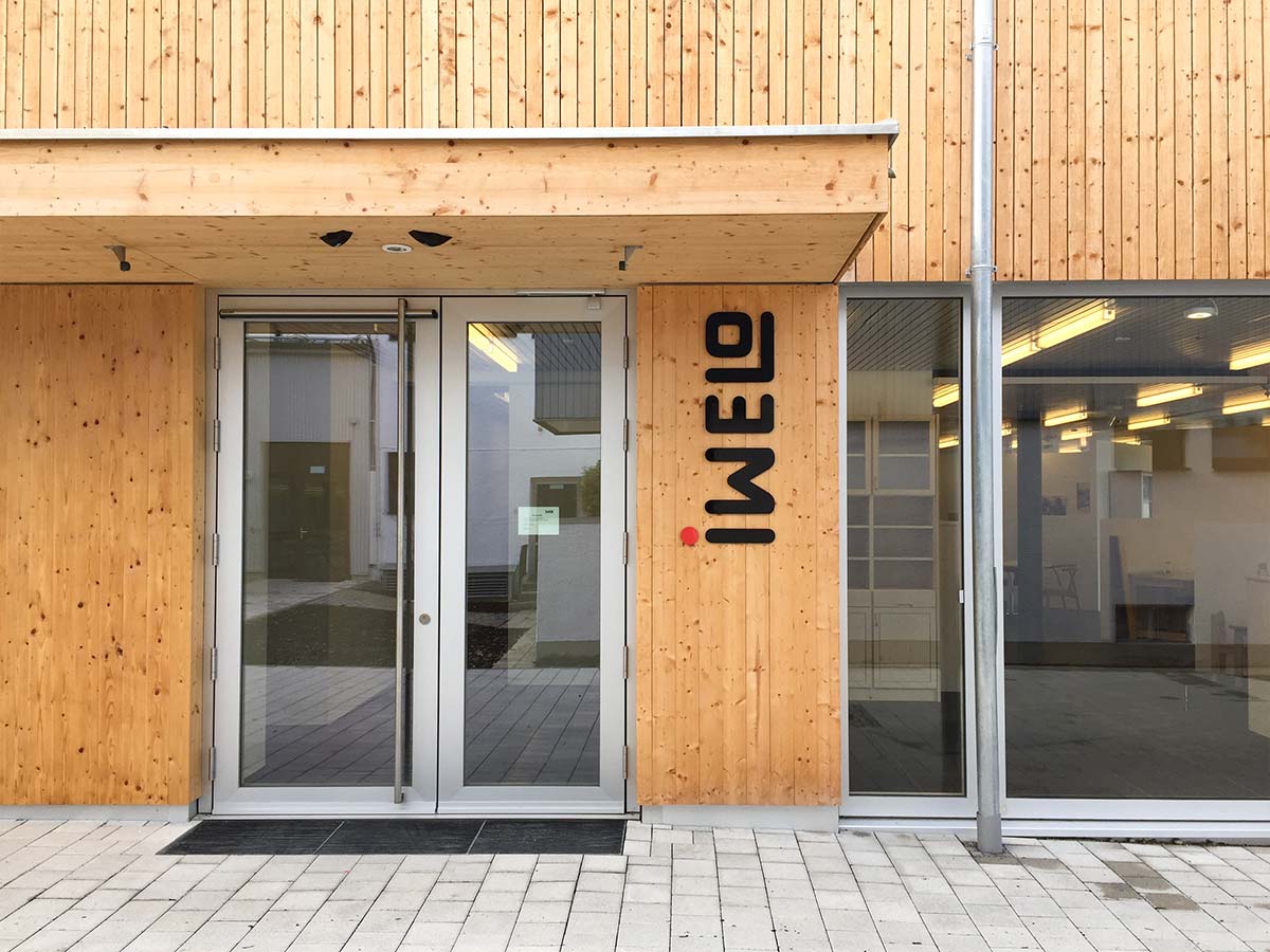 Zielinformation am Eingang IWELO