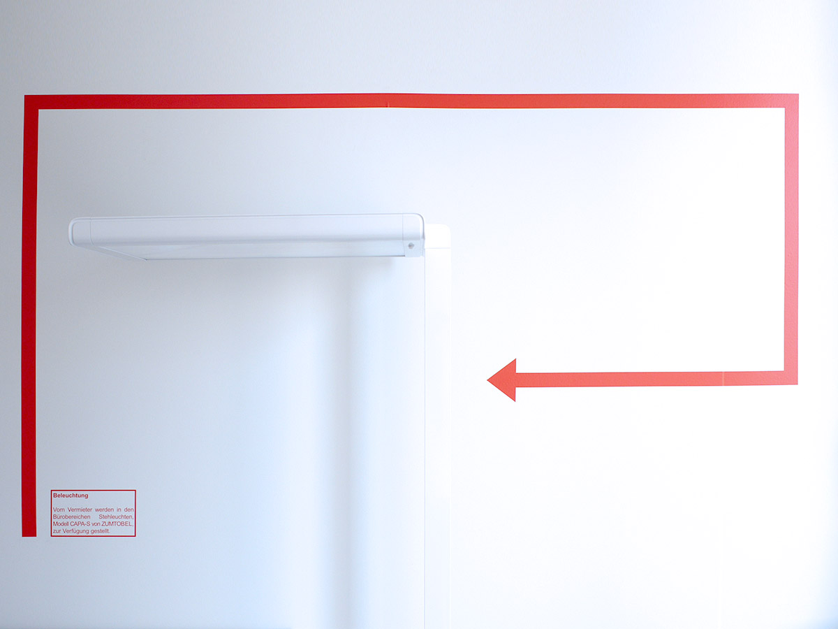 Beschreibung für eine Stehlampe